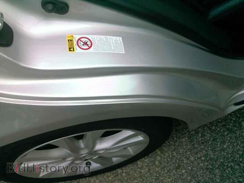 2011 Lexus ES 350 - VIN: JTHBK1EG8B2466960 - Фото 10