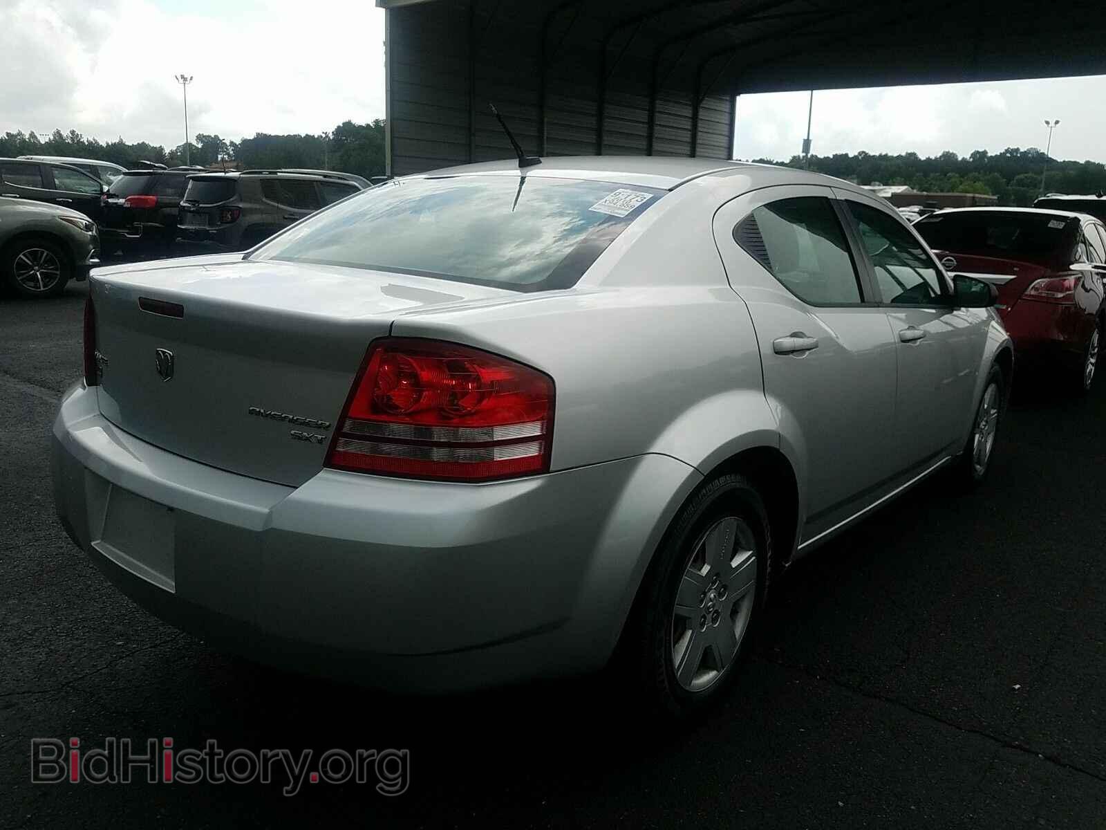 2010 Dodge Avenger - VIN: 1B3CC4FD1AN188376 - Фото 2