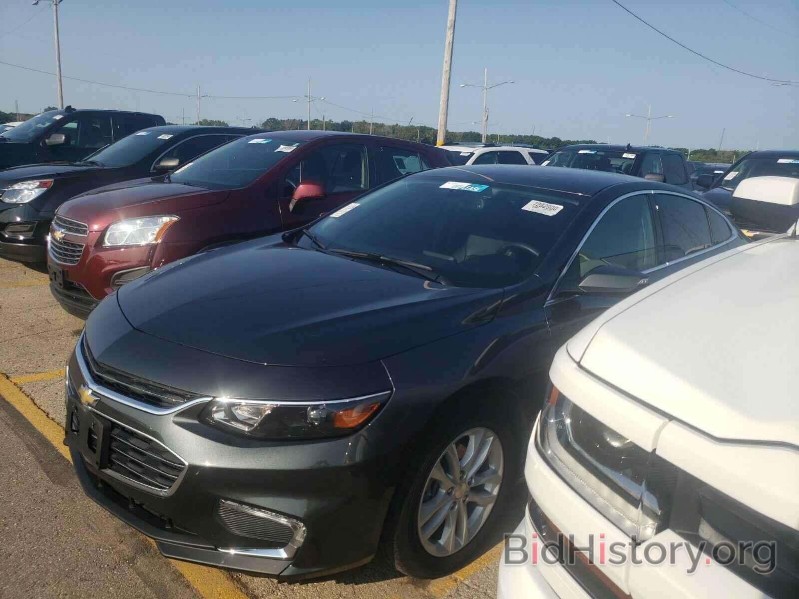 Photo 1G1ZE5ST1HF214073 - Chevrolet Malibu 2017