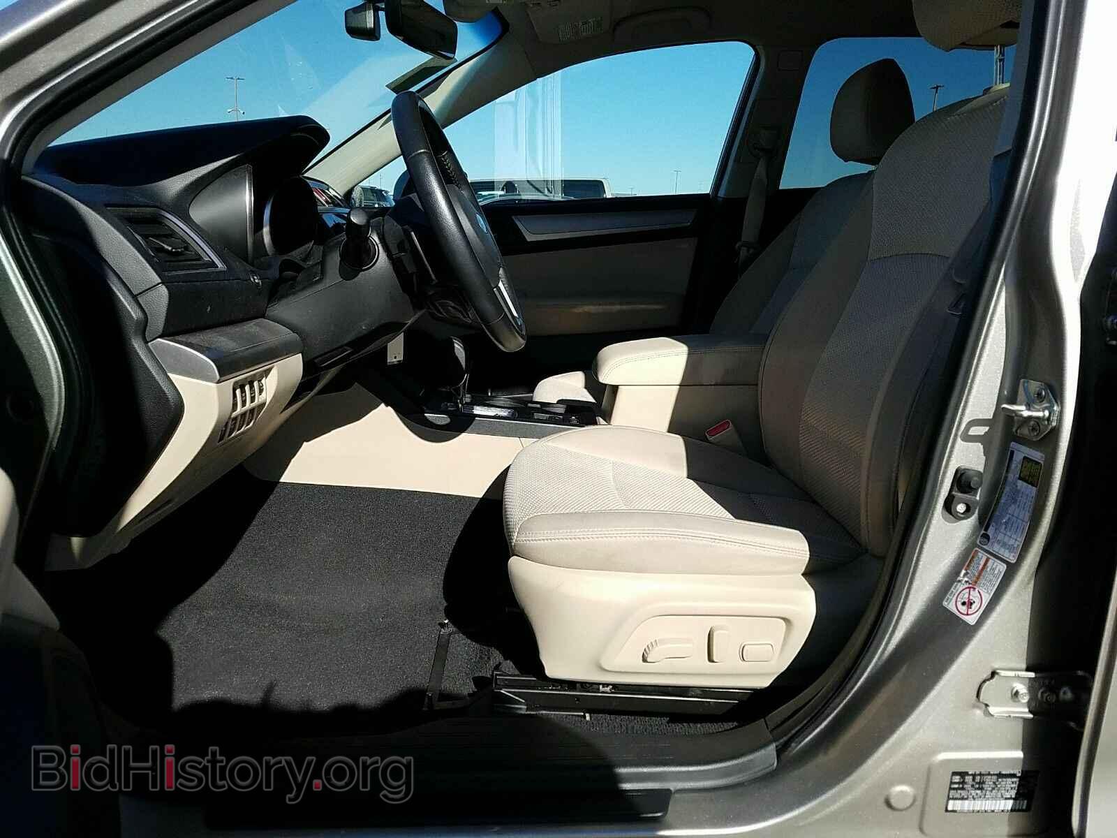 2017 Subaru Outback - VIN: 4S4BSAFC8H3305407 - Фото 3