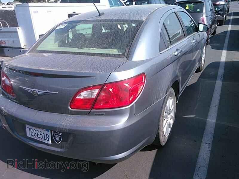 2010 Chrysler Sebring - VIN: 1C3CC4FB8AN105723 - Фото 2