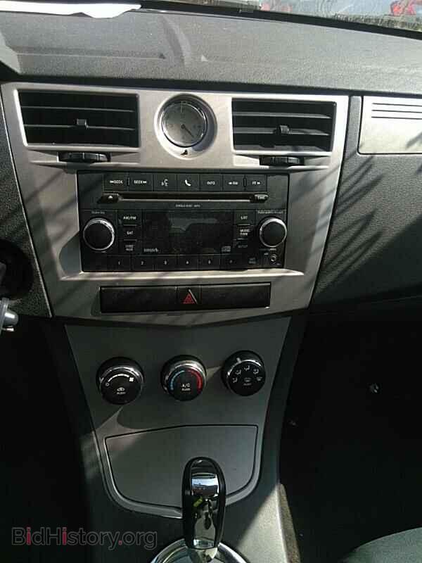 2010 Chrysler Sebring - VIN: 1C3CC4FB8AN105723 - Фото 4