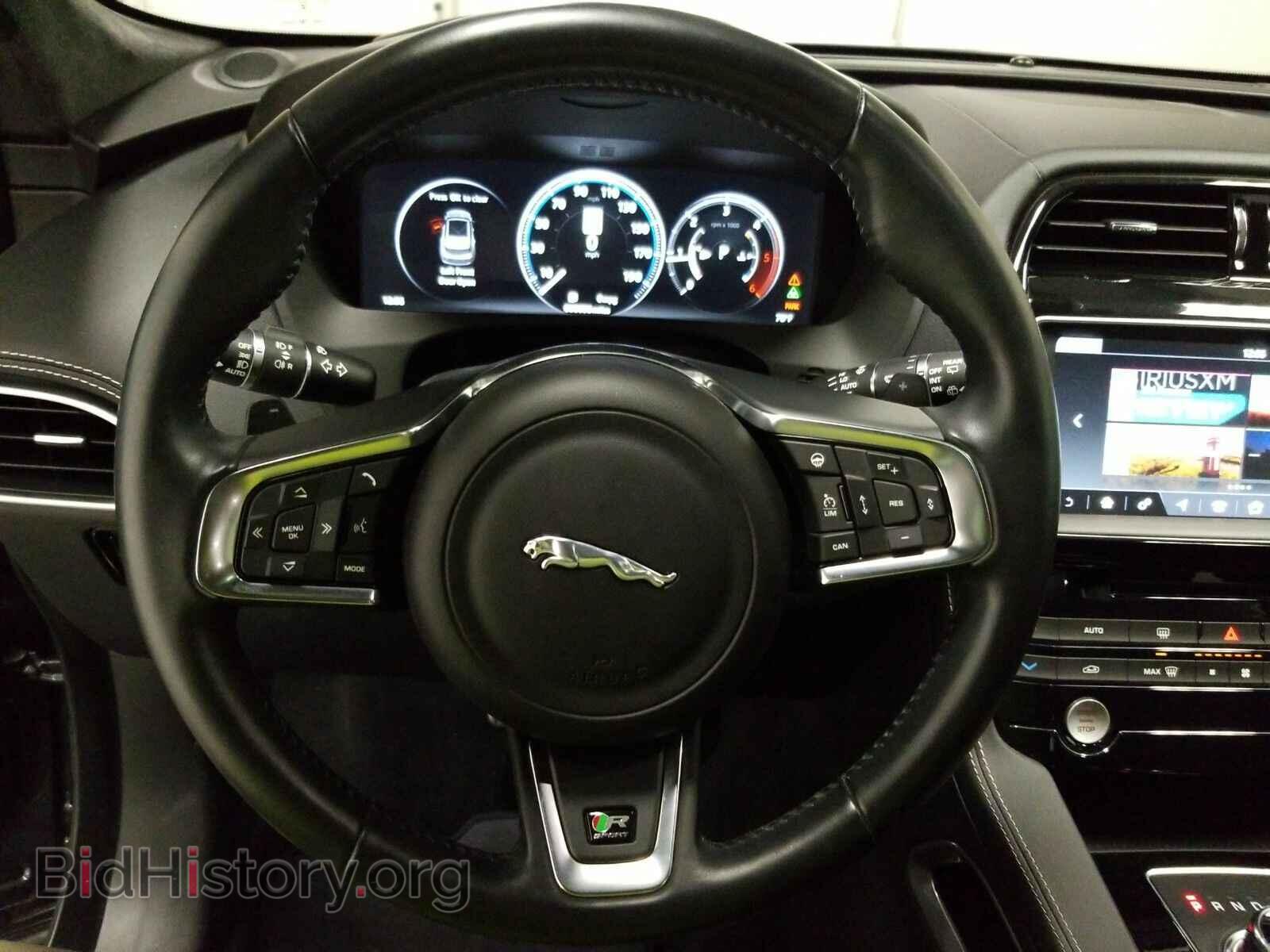 2017 Jaguar F-PACE - VIN: SADCL2BN1HA085823 - Фото 10
