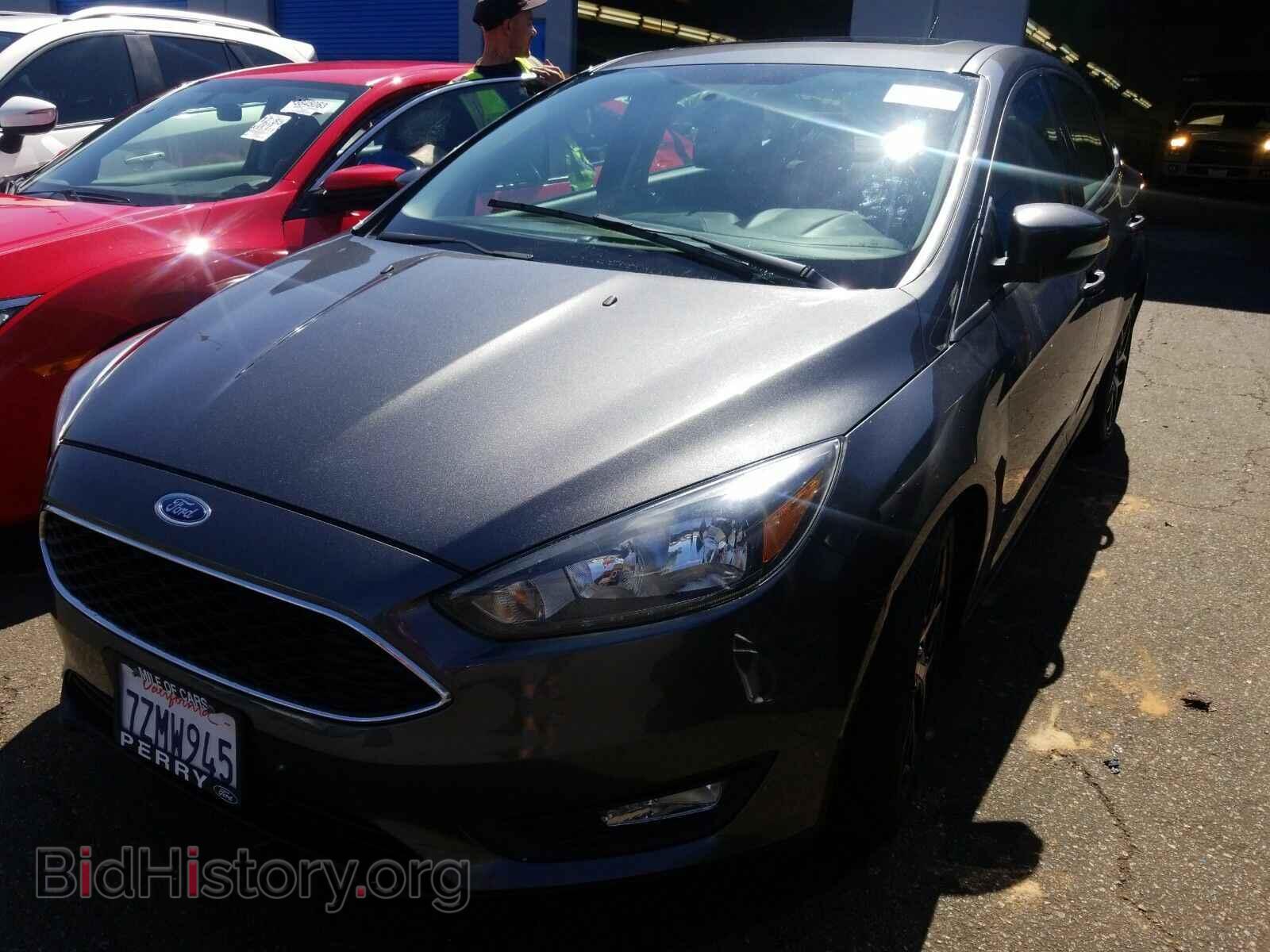 Photo 1FADP3H22HL214749 - Ford Focus 2017