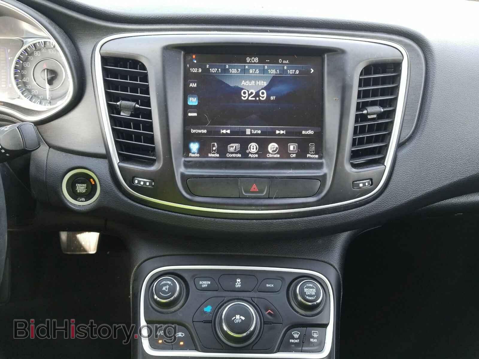 2017 Chrysler 200 - VIN: 1C3CCCAB3HN505488 - Фото 4