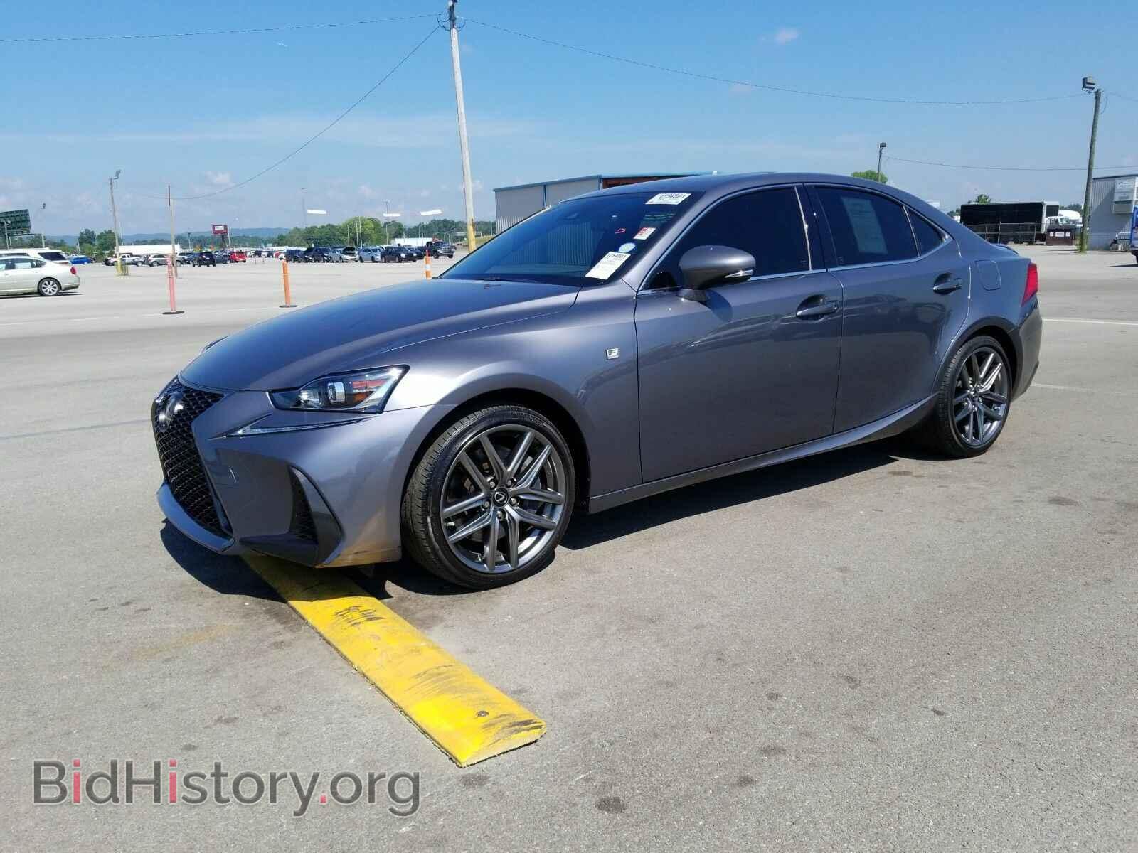 Фотография JTHBA1D20H5053849 - Lexus IS 2017
