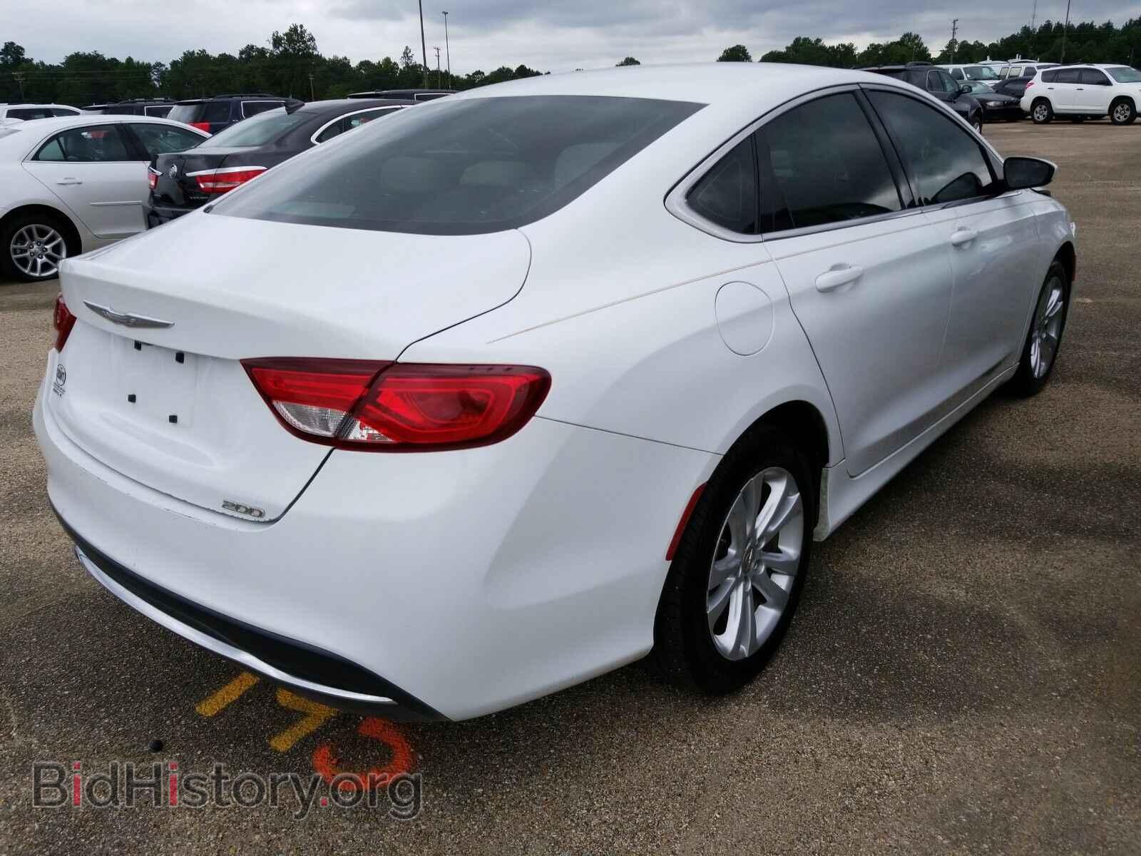 2016 Chrysler 200 - VIN: 1C3CCCAB3GN145394 - Фото 2