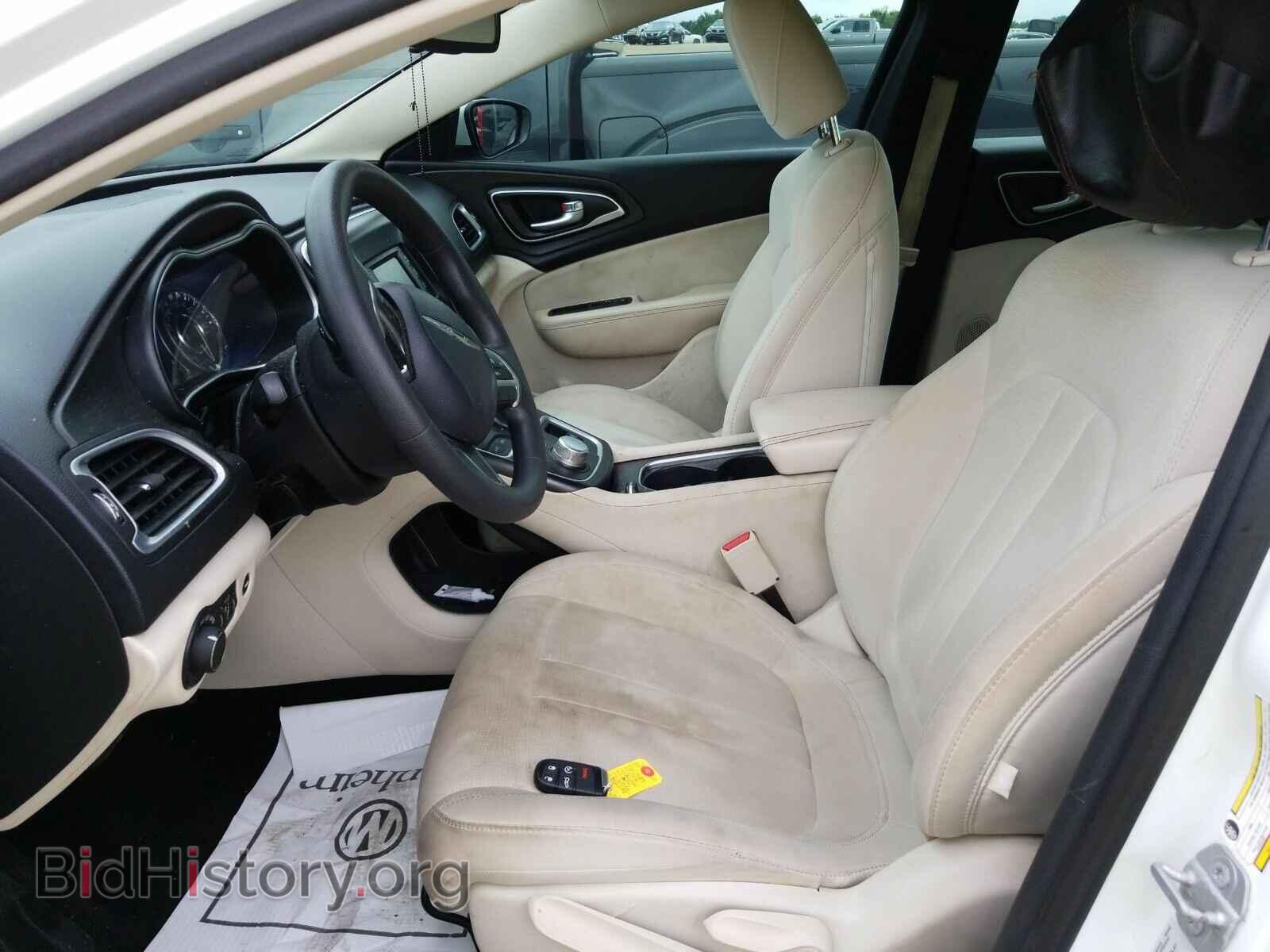 2016 Chrysler 200 - VIN: 1C3CCCAB3GN145394 - Фото 3
