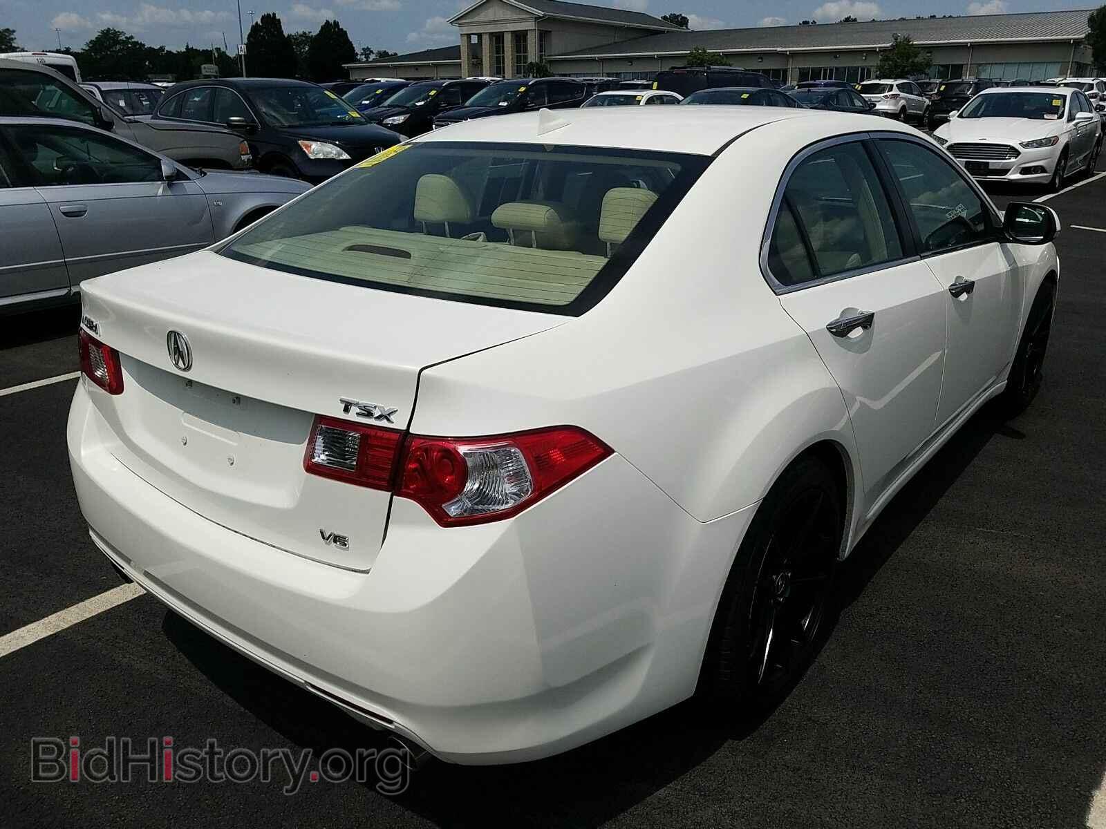 2010 Acura TSX - VIN: JH4CU4F65AC001096 - Фото 2