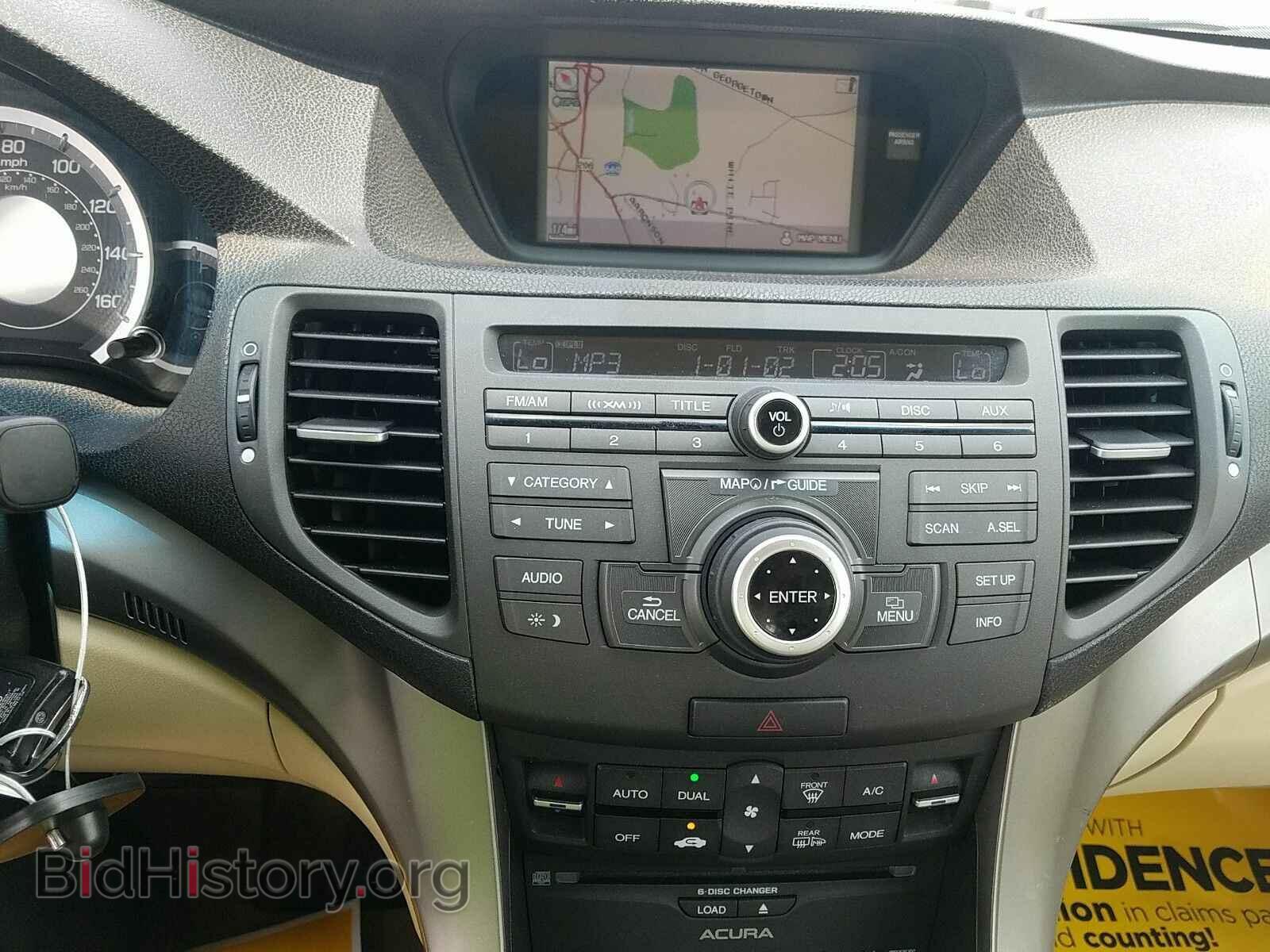 2010 Acura TSX - VIN: JH4CU4F65AC001096 - Фото 4