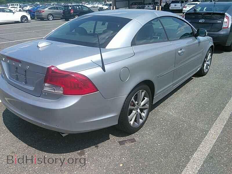 2011 Volvo C70 - VIN: YV1672MC5BJ107476 - Фото 2