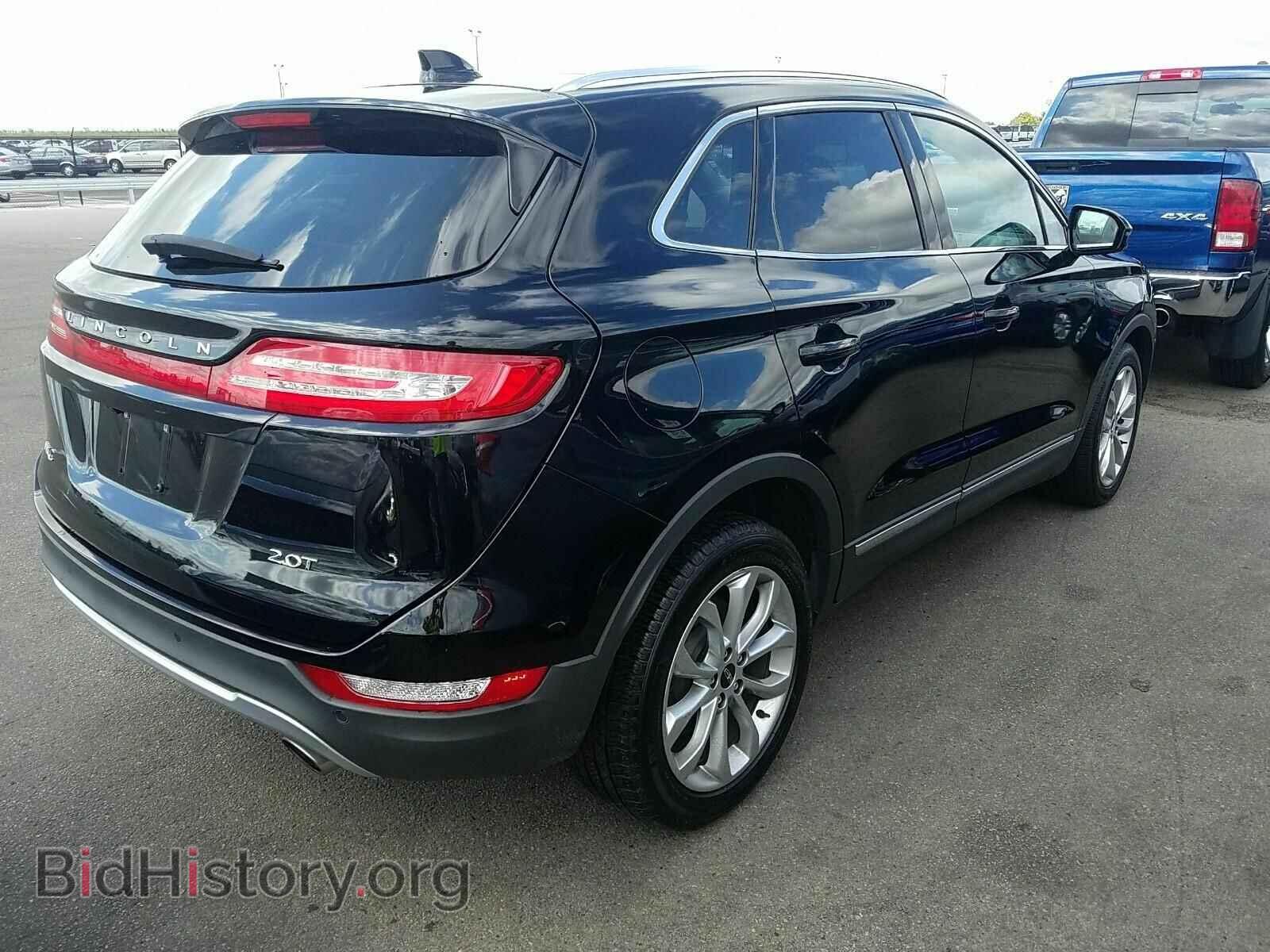 2018 Lincoln MKC - VIN: 5LMCJ2C96JUL21723 - Photo 2