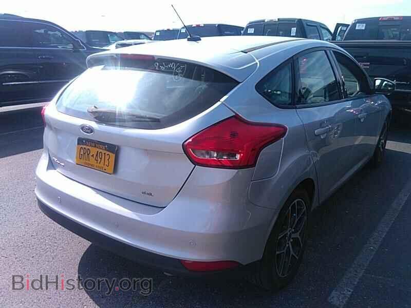 2017 Ford Focus - VIN: 1FADP3M24HL249041 - Фото 2