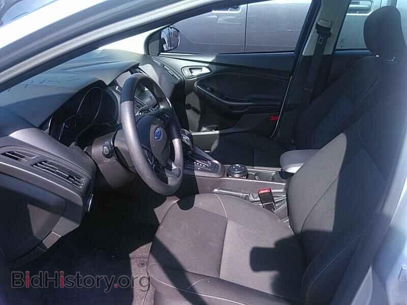 2017 Ford Focus - VIN: 1FADP3M24HL249041 - Фото 3