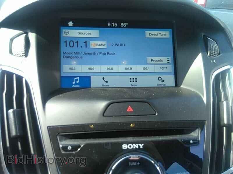 2017 Ford Focus - VIN: 1FADP3M24HL249041 - Фото 4