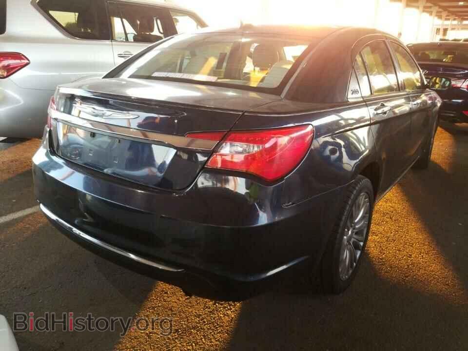 2012 Chrysler 200 - VIN: 1C3CCBCB5CN107053 - Фото 2