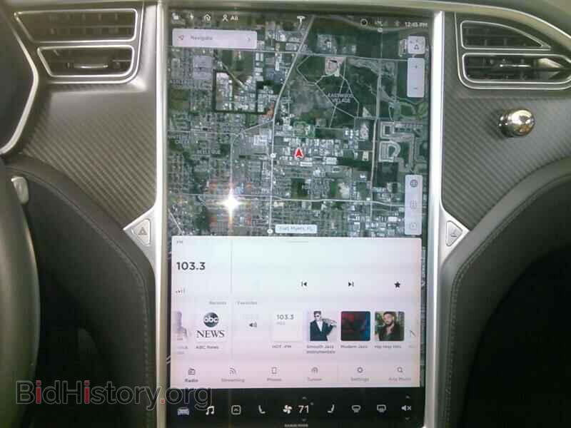 2017 Tesla Model S - VIN: 5YJSA1E23HF230022 - Photo 4