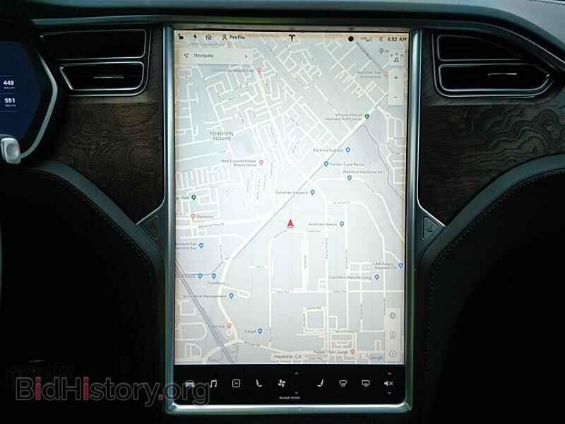 2017 Tesla Model X - VIN: 5YJXCAE24HF061225 - Photo 4