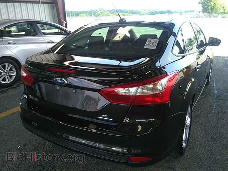 2014 Ford Focus - VIN: 1FADP3F25EL163391 - Photo 2