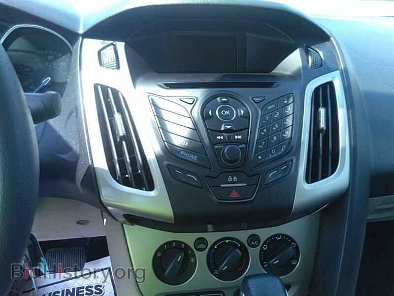 2013 Ford Focus - VIN: 1FADP3F22DL193592 - Фото 4