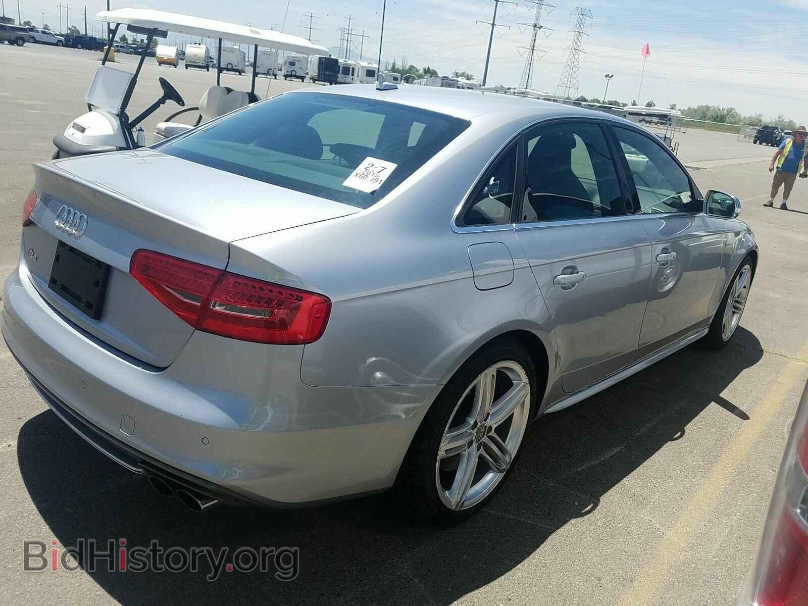 2015 Audi S4 - VIN: WAUBGAFL3FA054081 - Фото 2