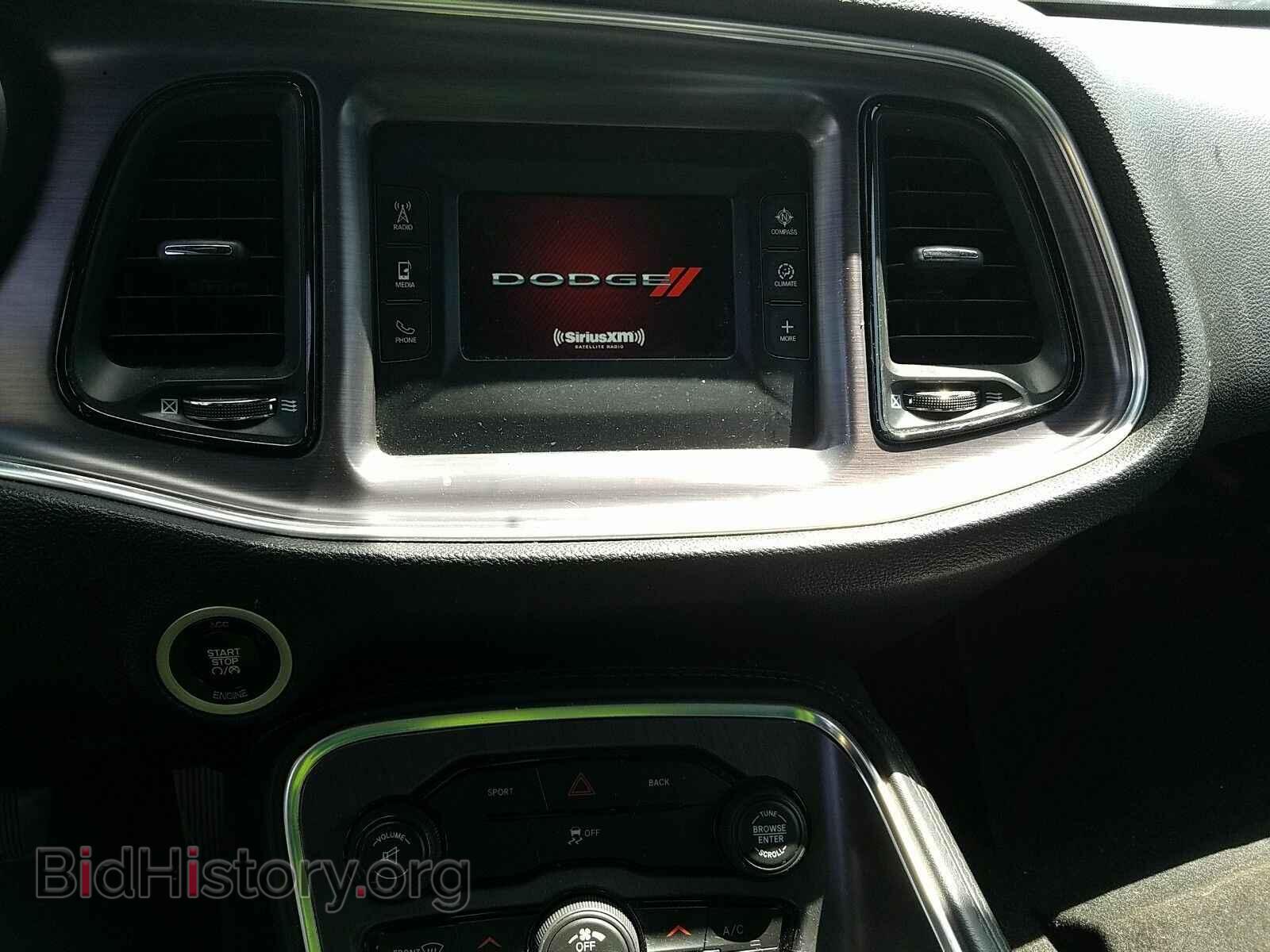 2016 Dodge Challenger - VIN: 2C3CDZAG5GH113776 - Photo 4