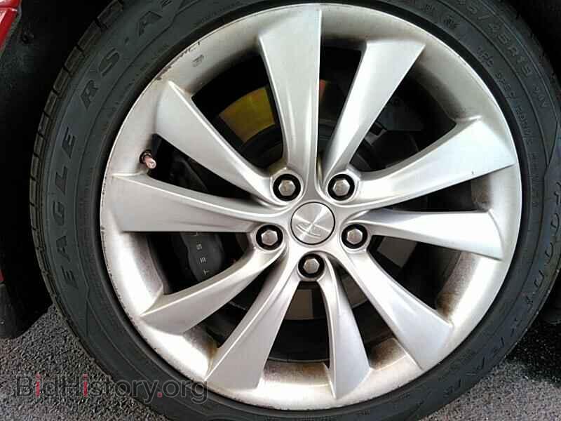 2013 Tesla Model S - VIN: 5YJSA1CN3DFP17552 - Photo 9