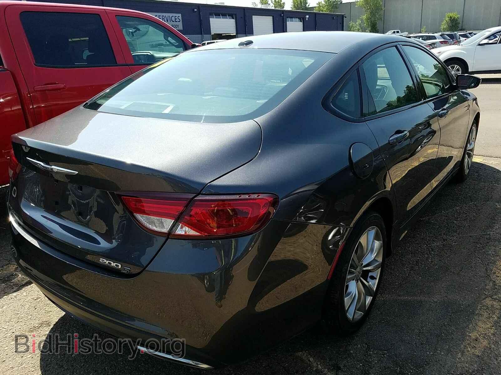 2016 Chrysler 200 - VIN: 1C3CCCBG1GN118043 - Фото 2