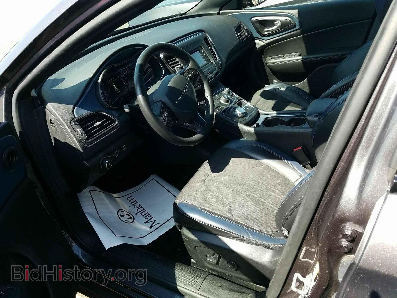 2016 Chrysler 200 - VIN: 1C3CCCBG1GN118043 - Фото 3