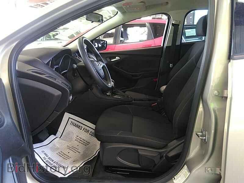 2015 Ford Focus - VIN: 1FADP3F28FL211502 - Фото 3