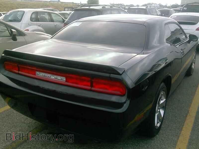 2010 Dodge Challenger - VIN: 2B3CJ4DV4AH291866 - Photo 2