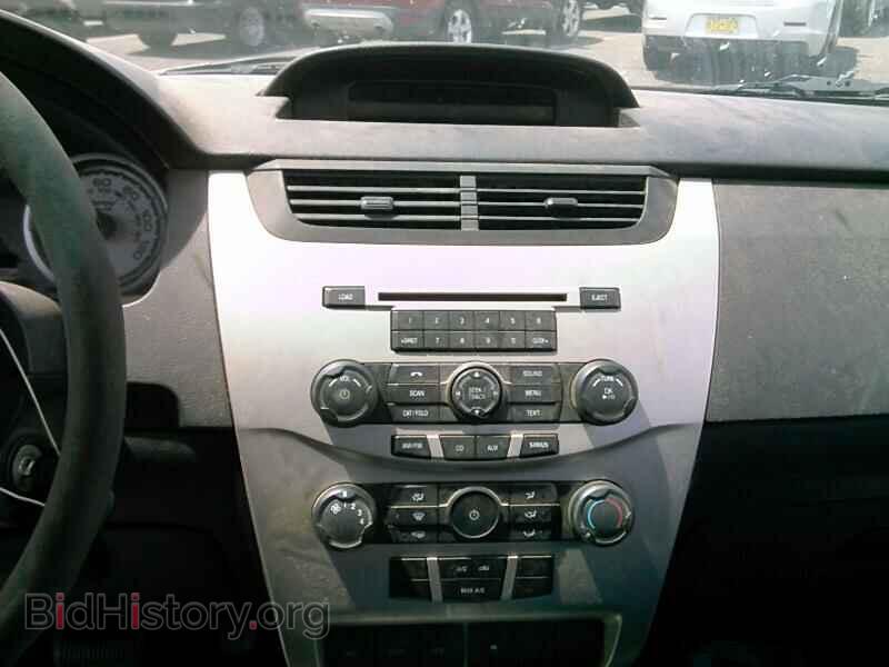 2011 Ford Focus - VIN: 1FAHP3FN0BW136380 - Фото 4