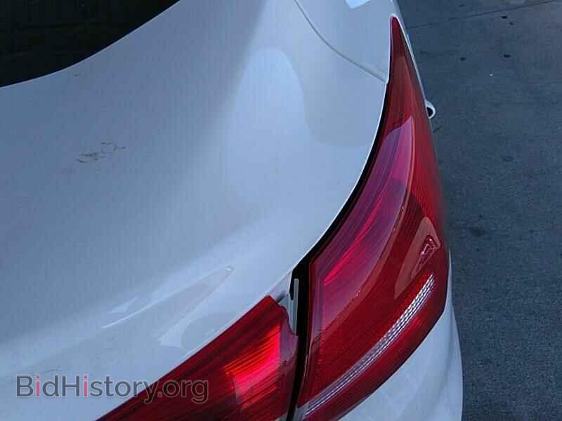 2015 Ford Focus - VIN: 1FADP3F20FL202468 - Photo 17