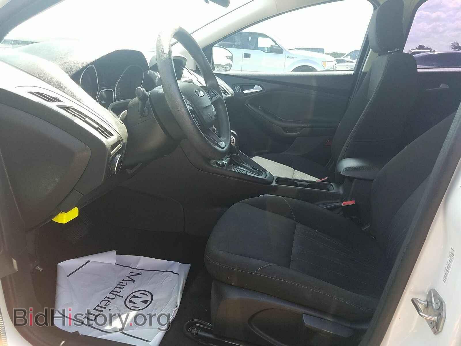 2015 Ford Focus - VIN: 1FADP3F20FL202468 - Photo 3