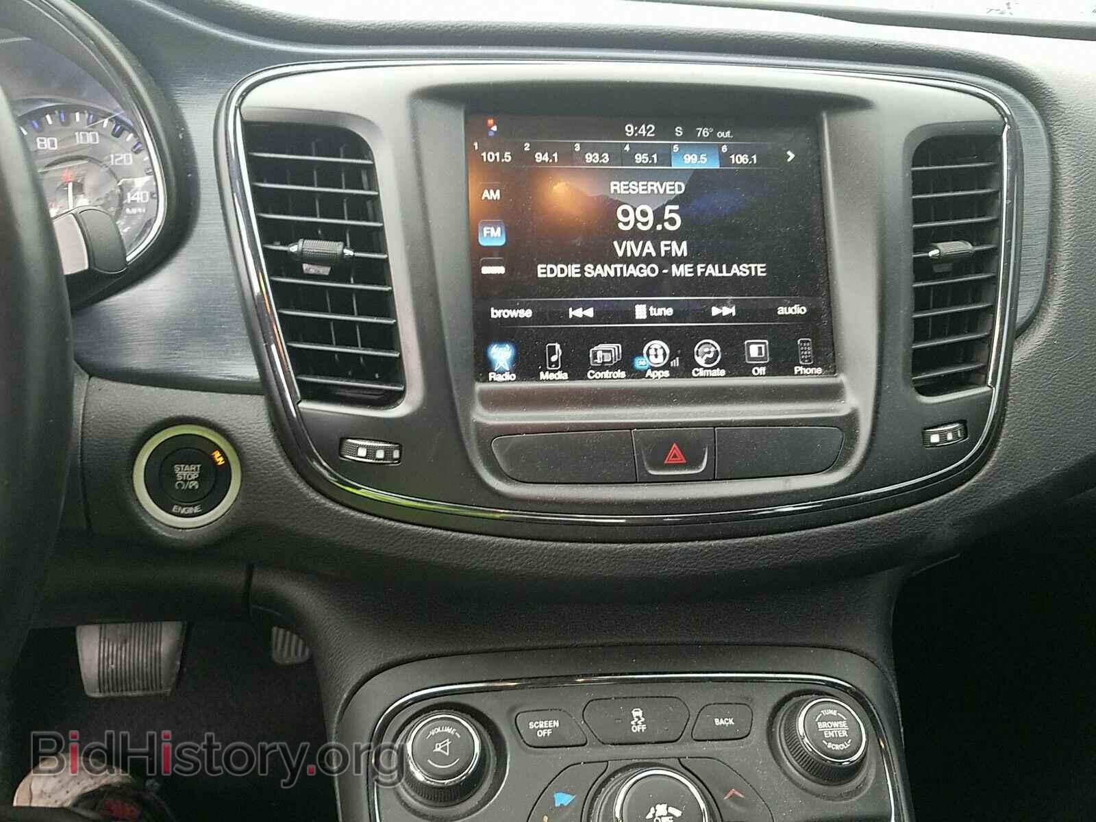 2016 Chrysler 200 - VIN: 1C3CCCBB0GN151409 - Фото 4