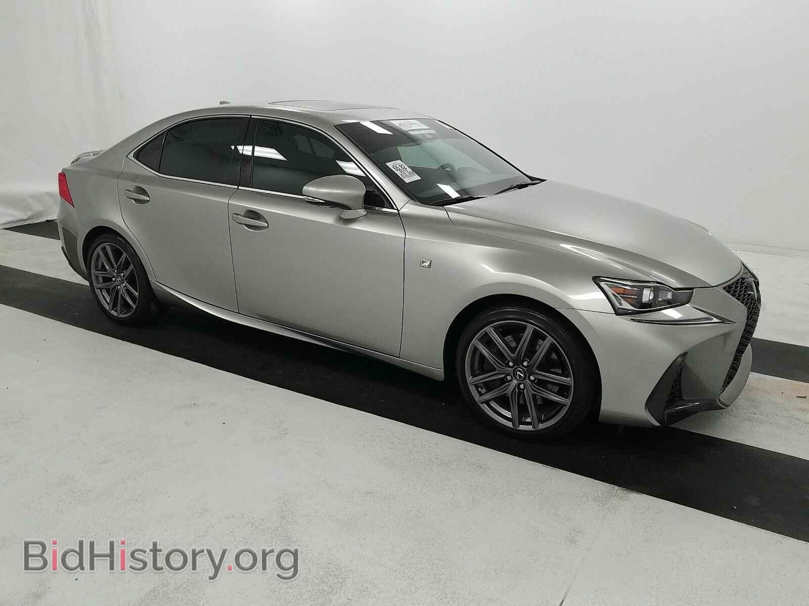 2018 Lexus IS - VIN: JTHC81D2XJ5031993 - Фото 3