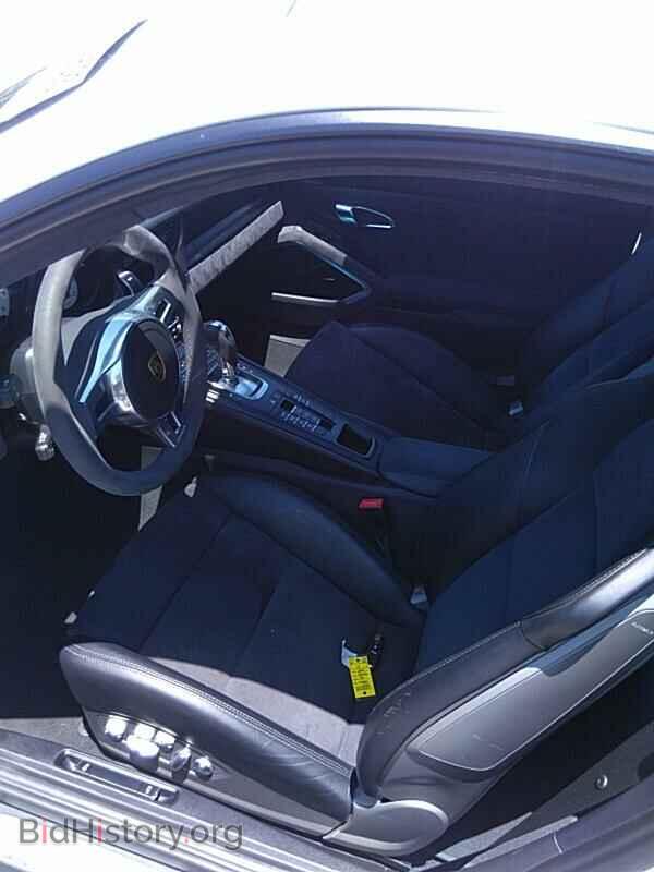 2016 Porsche 911 - VIN: WP0AB2A91GS122811 - Фото 3