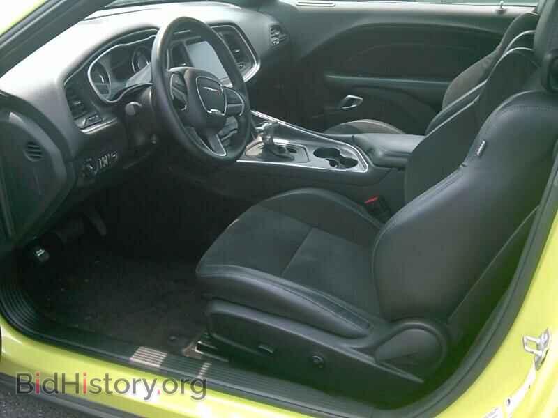 2015 Dodge Challenger - VIN: 2C3CDZBT9FH714800 - Фото 3