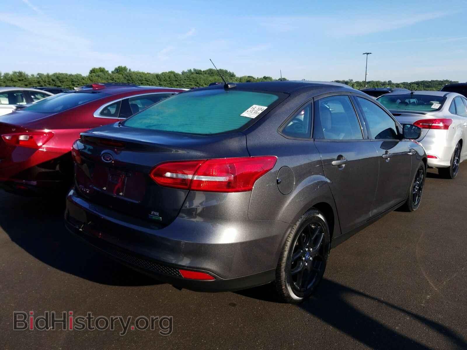 2016 Ford Focus - VIN: 1FADP3FEXGL267047 - Фото 2