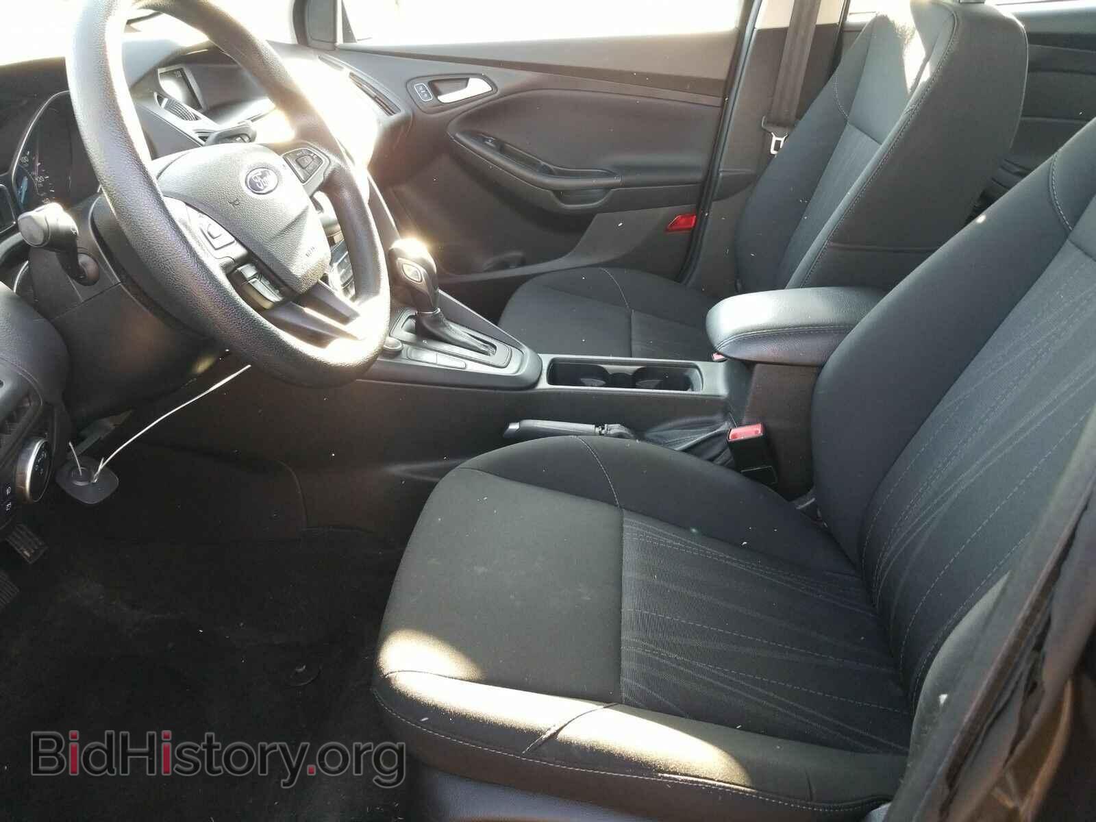 2016 Ford Focus - VIN: 1FADP3FEXGL267047 - Фото 3