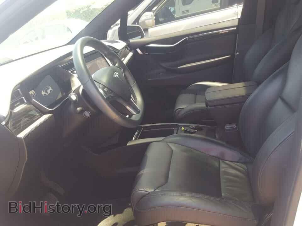 2016 Tesla Model X - VIN: 5YJXCDE20GF026651 - Фото 3