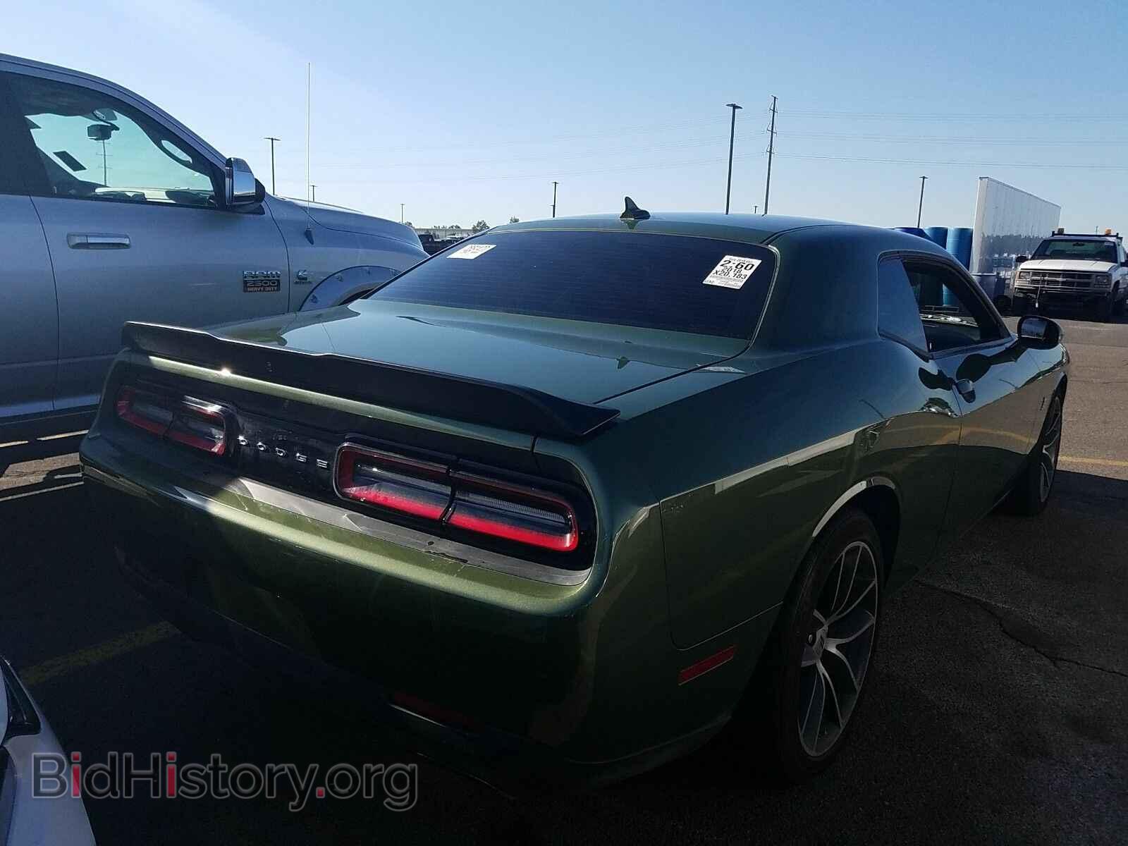 2018 Dodge Challenger - VIN: 2C3CDZFJ7JH328104 - Фото 2