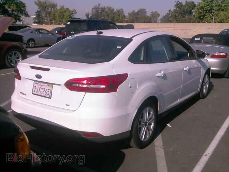 2015 Ford Focus - VIN: 1FADP3F25FL249835 - Photo 2