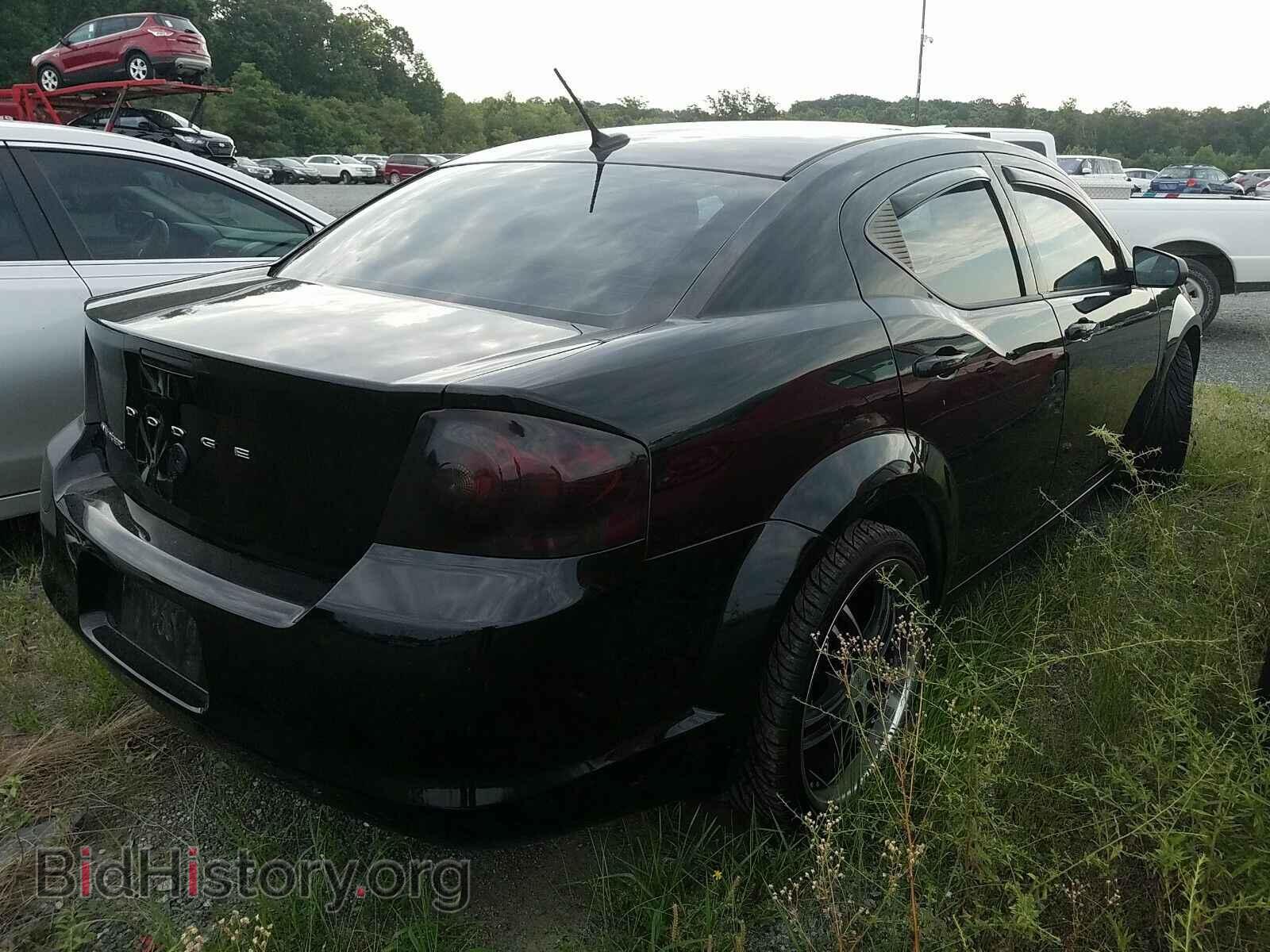 2011 Dodge Avenger - VIN: 1B3BD4FB0BN543711 - Фото 2