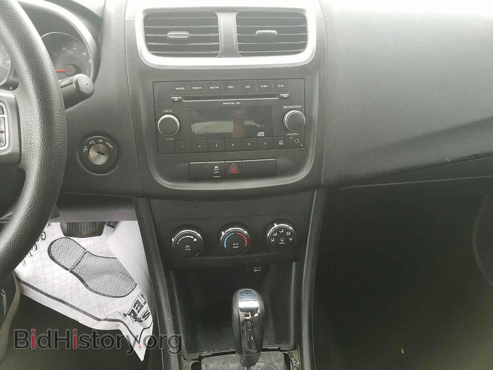 2011 Dodge Avenger - VIN: 1B3BD4FB0BN543711 - Фото 4