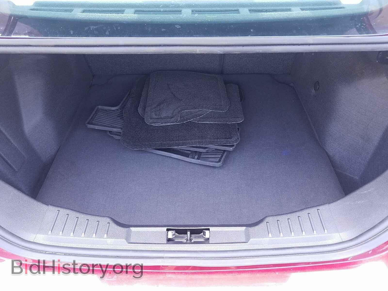 2016 Ford Focus - VIN: 1FADP3F24GL226516 - Photo 7