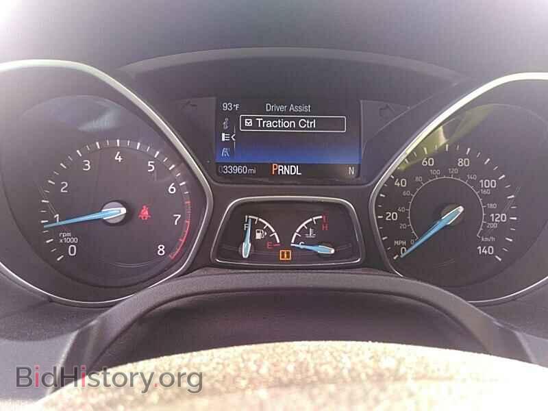 2018 Ford Focus - VIN: 1FADP3K2XJL242068 - Фото 5