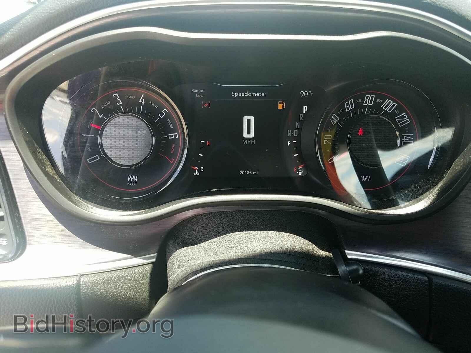 2018 Dodge Challenger - VIN: 2C3CDZAG1JH334380 - Фото 5