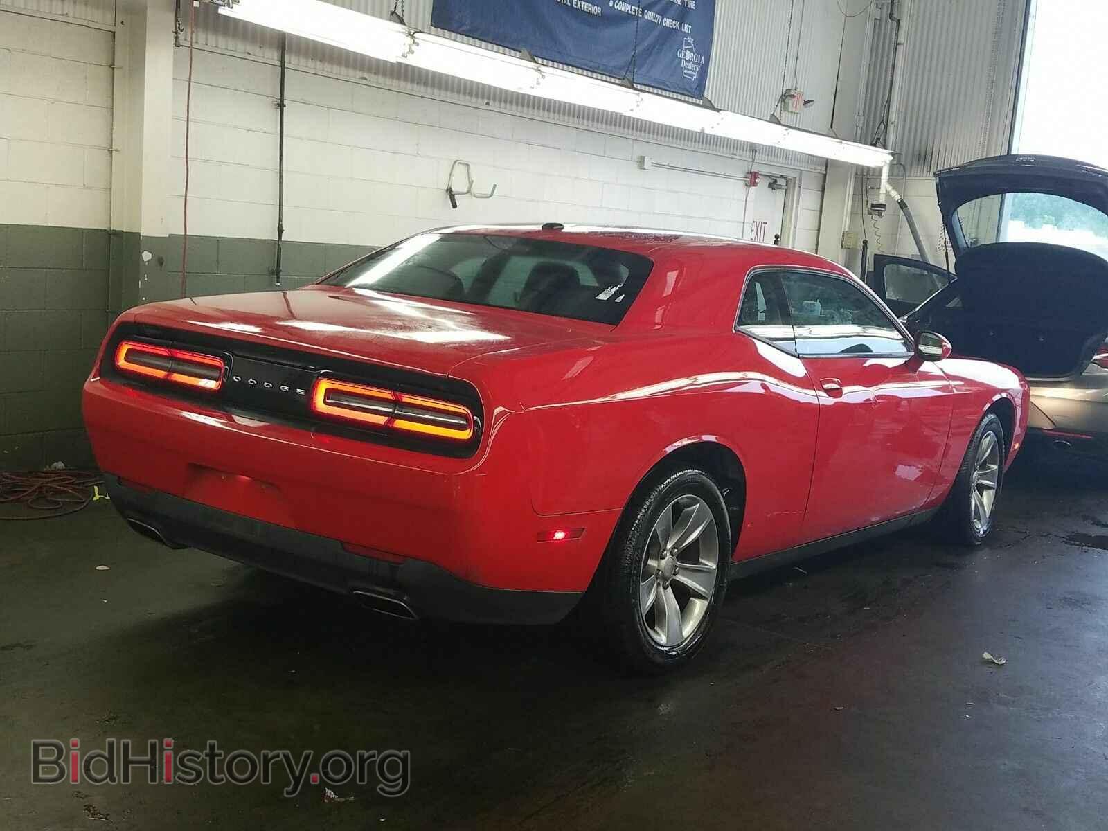 2016 Dodge Challenger - VIN: 2C3CDZAG2GH284775 - Photo 2