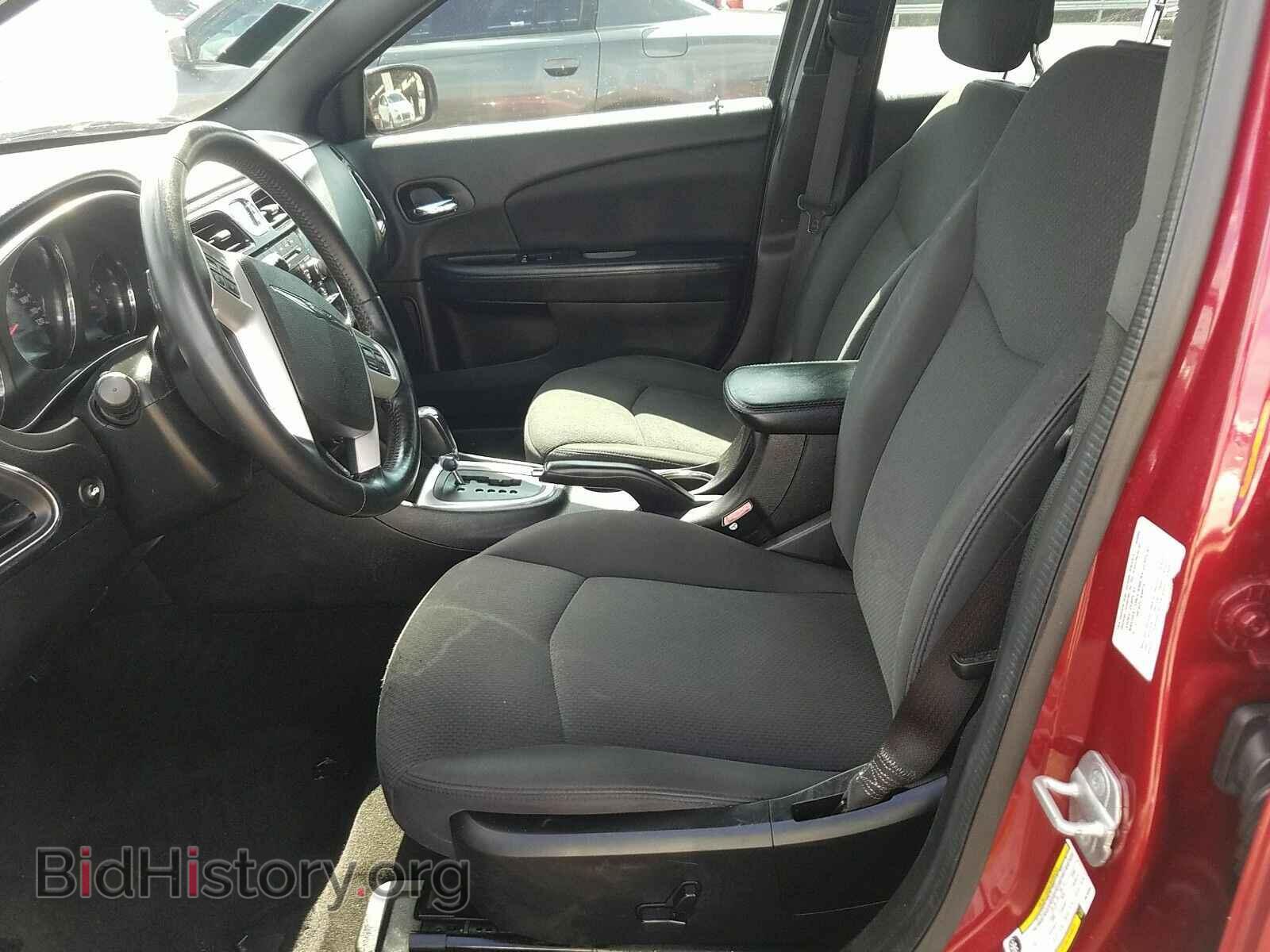 2013 Chrysler 200 - VIN: 1C3CCBBG9DN745837 - Фото 3